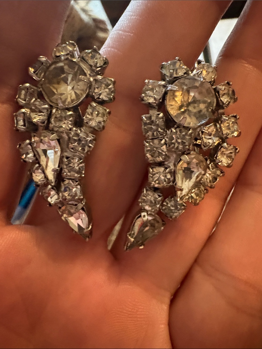 Stunning Vintage Teardrop Cluster Clip Earrings